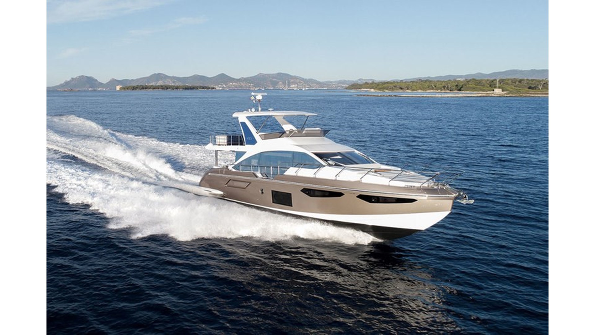3338512800000100809_azimut_60-ext_1