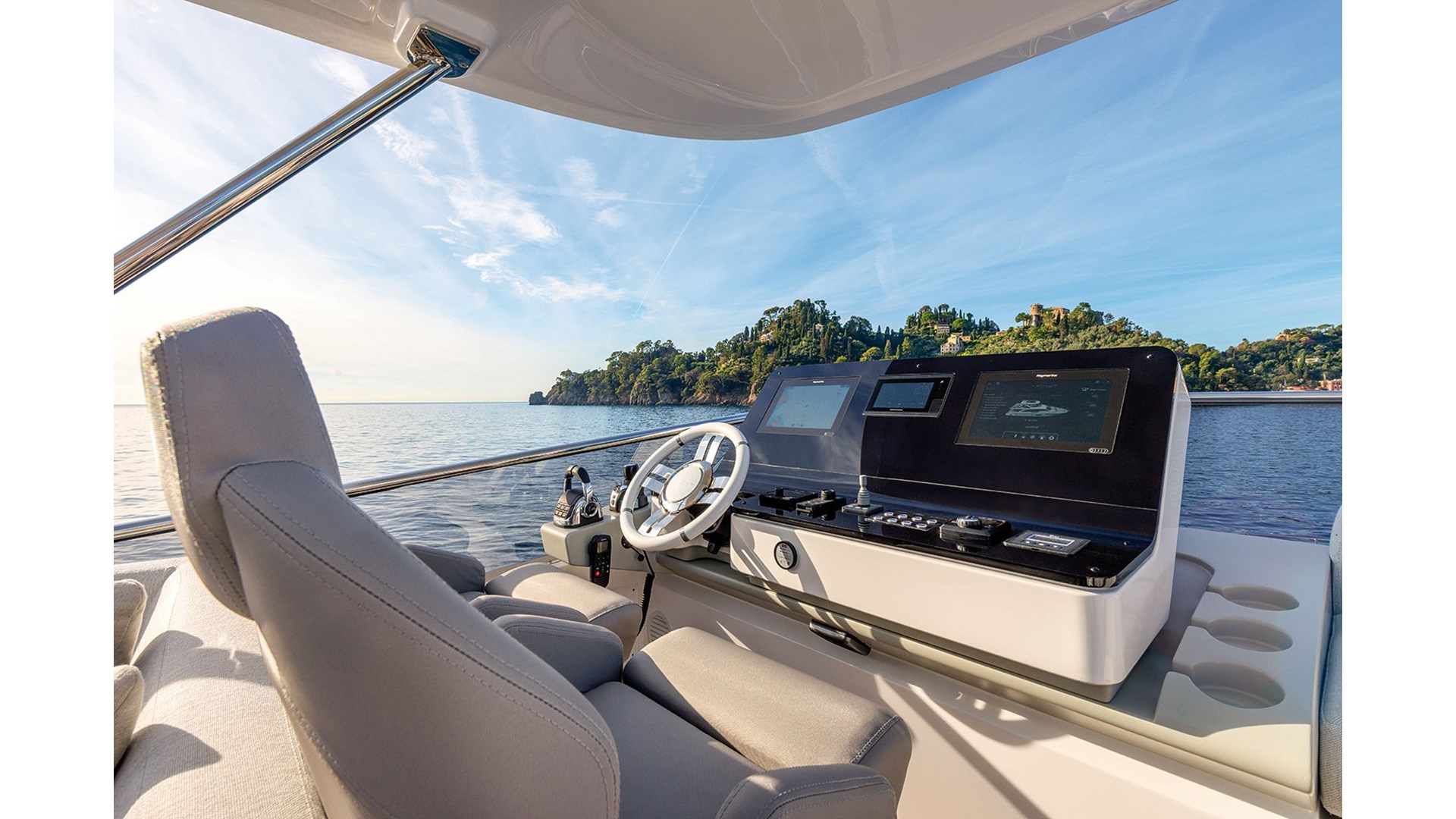 3338512860000100809_azimut_60-ext_3