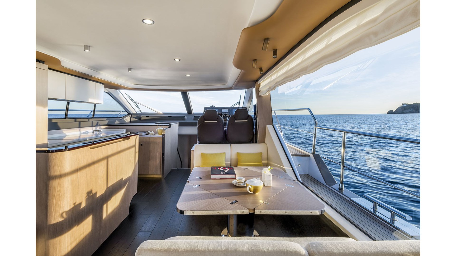 3338513070000100809_azimut_60-int_3