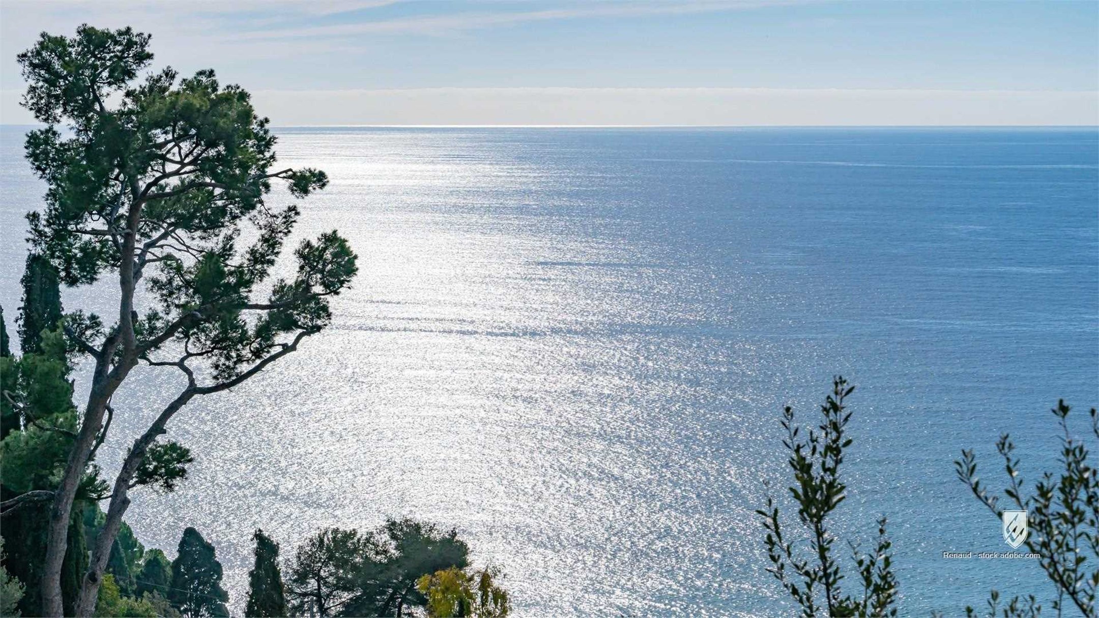 mer méditerranée côte d'azur bleu roquebrune vacances arbre eau nature ciel paysage été vert plage côte voyage forêt océ