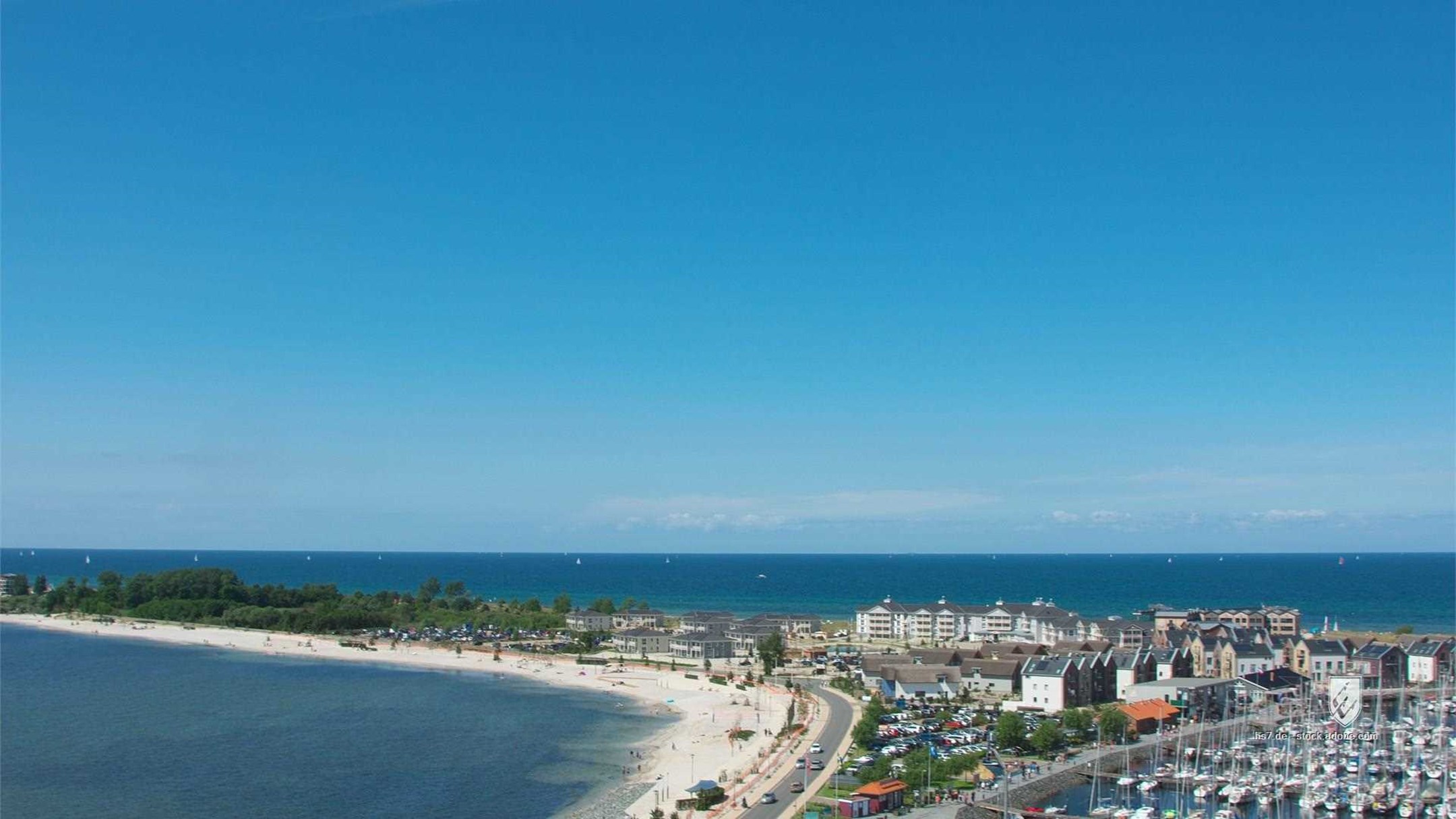 heiligenhafen schleswig-holstein luftbild ostseebad norddeutschland yachthafen ferienwohnung ostsee sandstrand