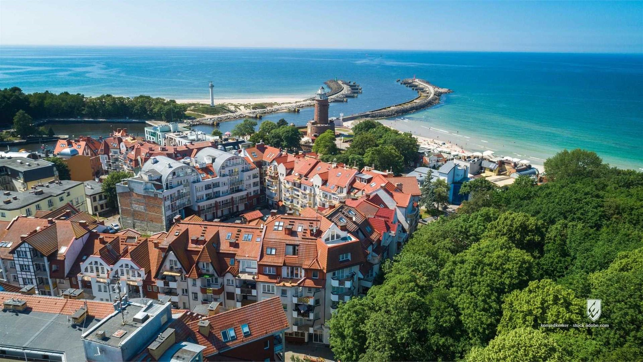 kołobrzeg kolobrzeg polska z góry z lotu ptaka zdjęcie lotnicze bałtyk morze bałtyckie parsęta parseta kurort uzdrowisko