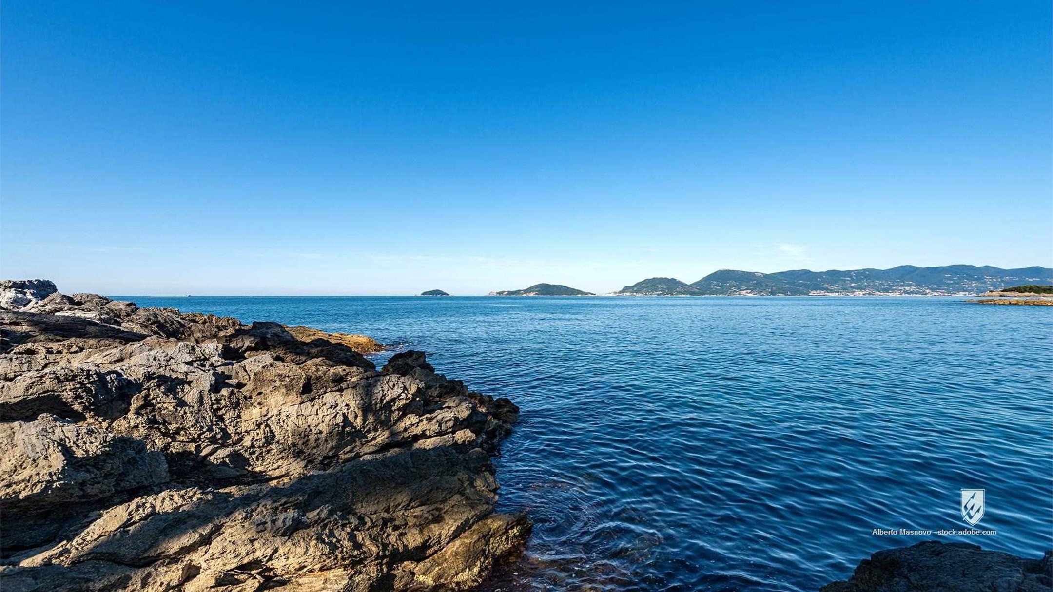 la spezia sea mediterranean liguria island cliff italy italian portovenere porto venere landmark tourism palmaria