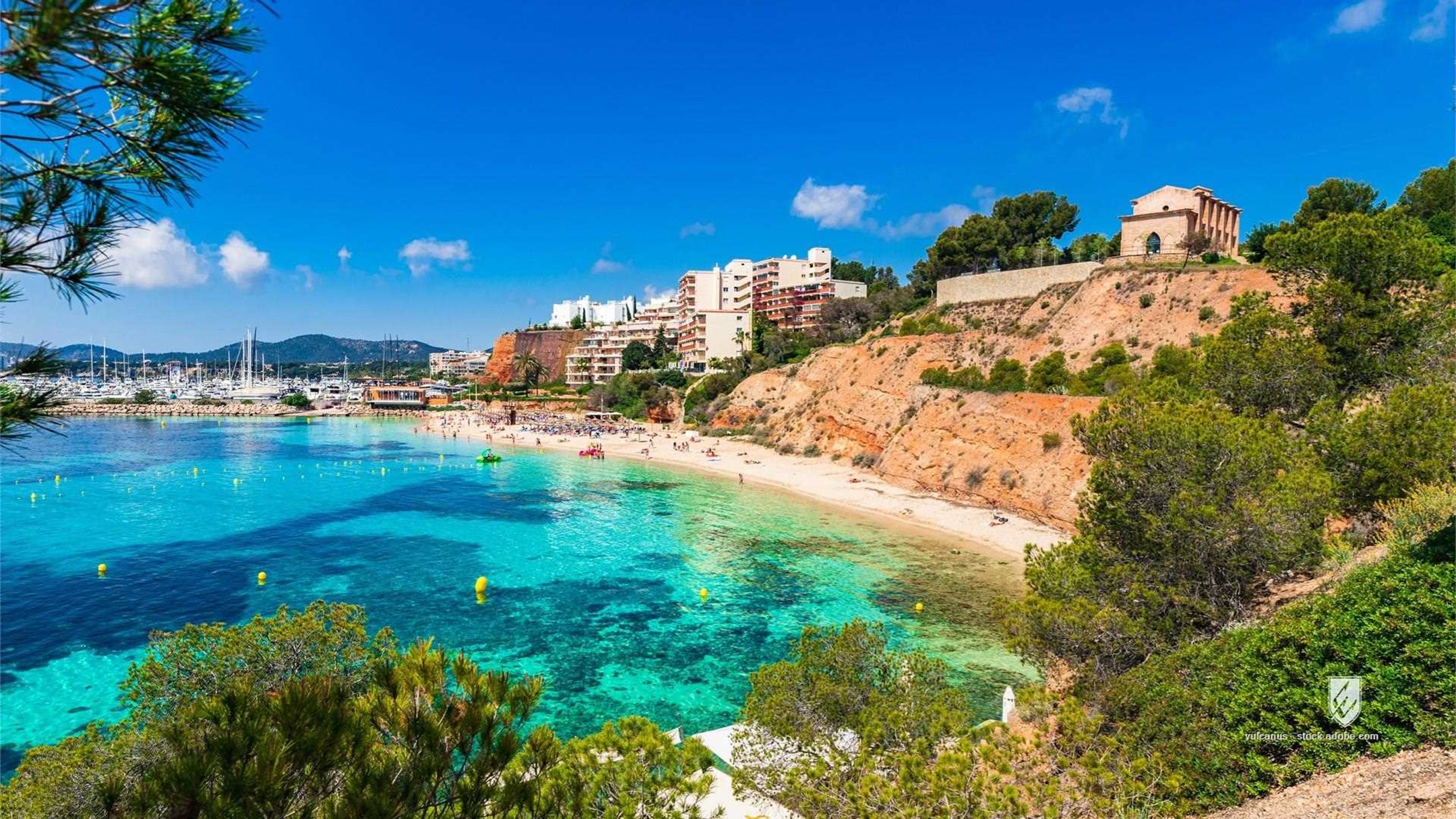 strand sommer urlaub spanien mallorca meer bucht hafen insel landschaft mittelmeer sommerferien sommerurlaub küstenlinie