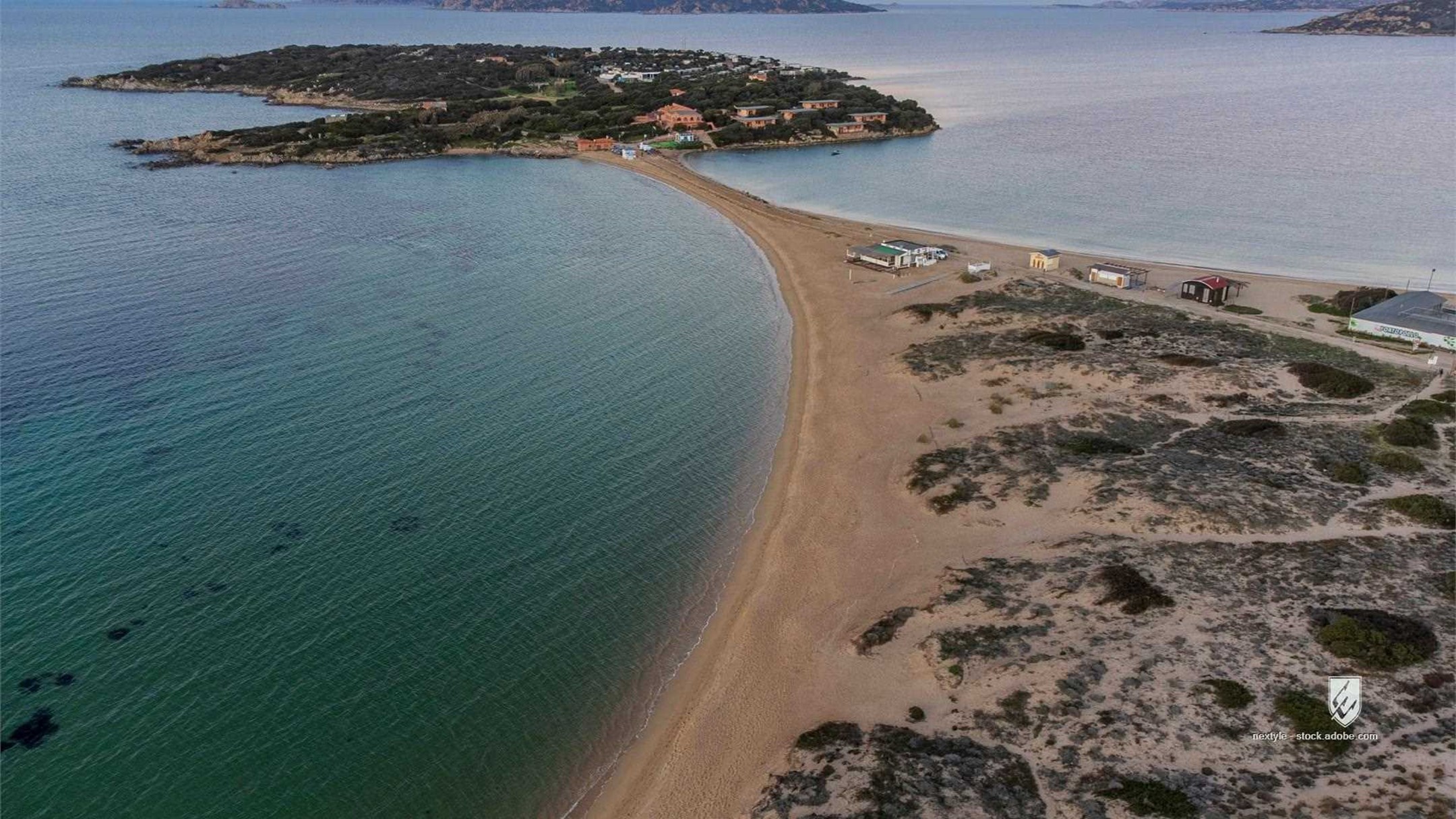 sardegna italia spiaggia mare acqua sabbia cielo tramonto paesaggio natura costa sole estate alba viaggiare desertico