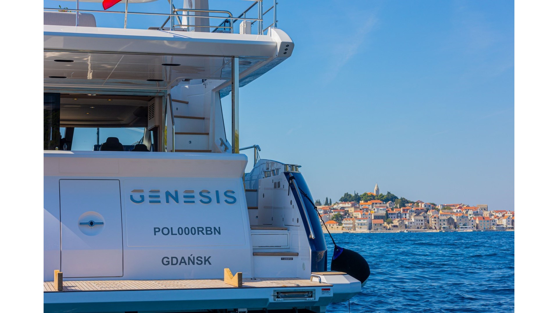 5345496980000104674_luxury-crewed-motor-yacht-azimut-60-fly-genesis-charter-croatia-07