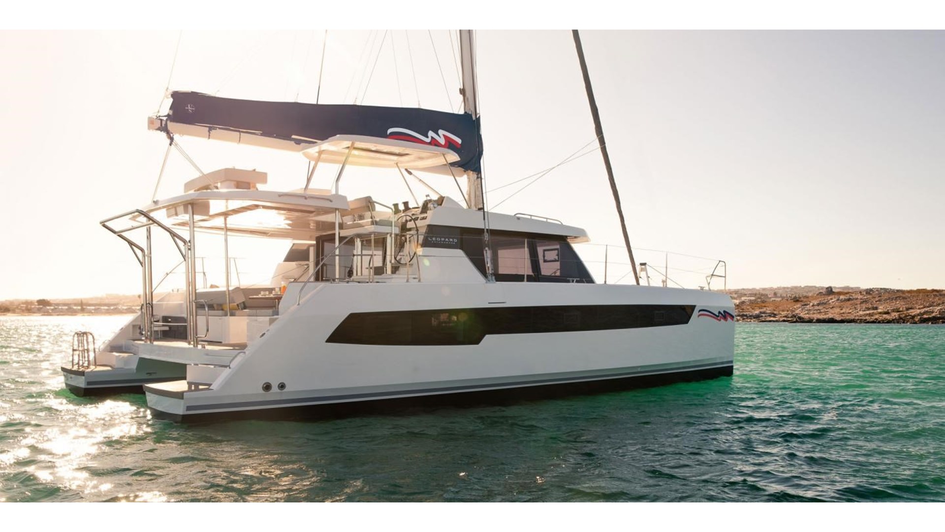 4948000760000102903_moorings_4200__4_cab__ext_2